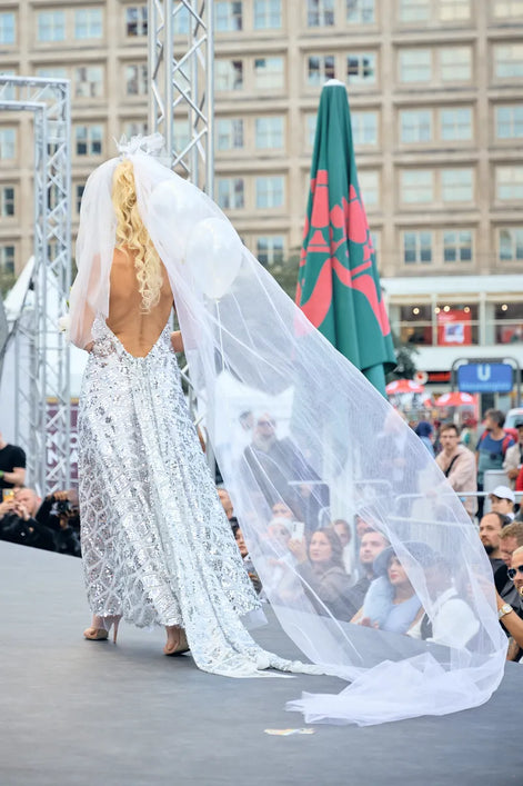 Сукня Срібляста