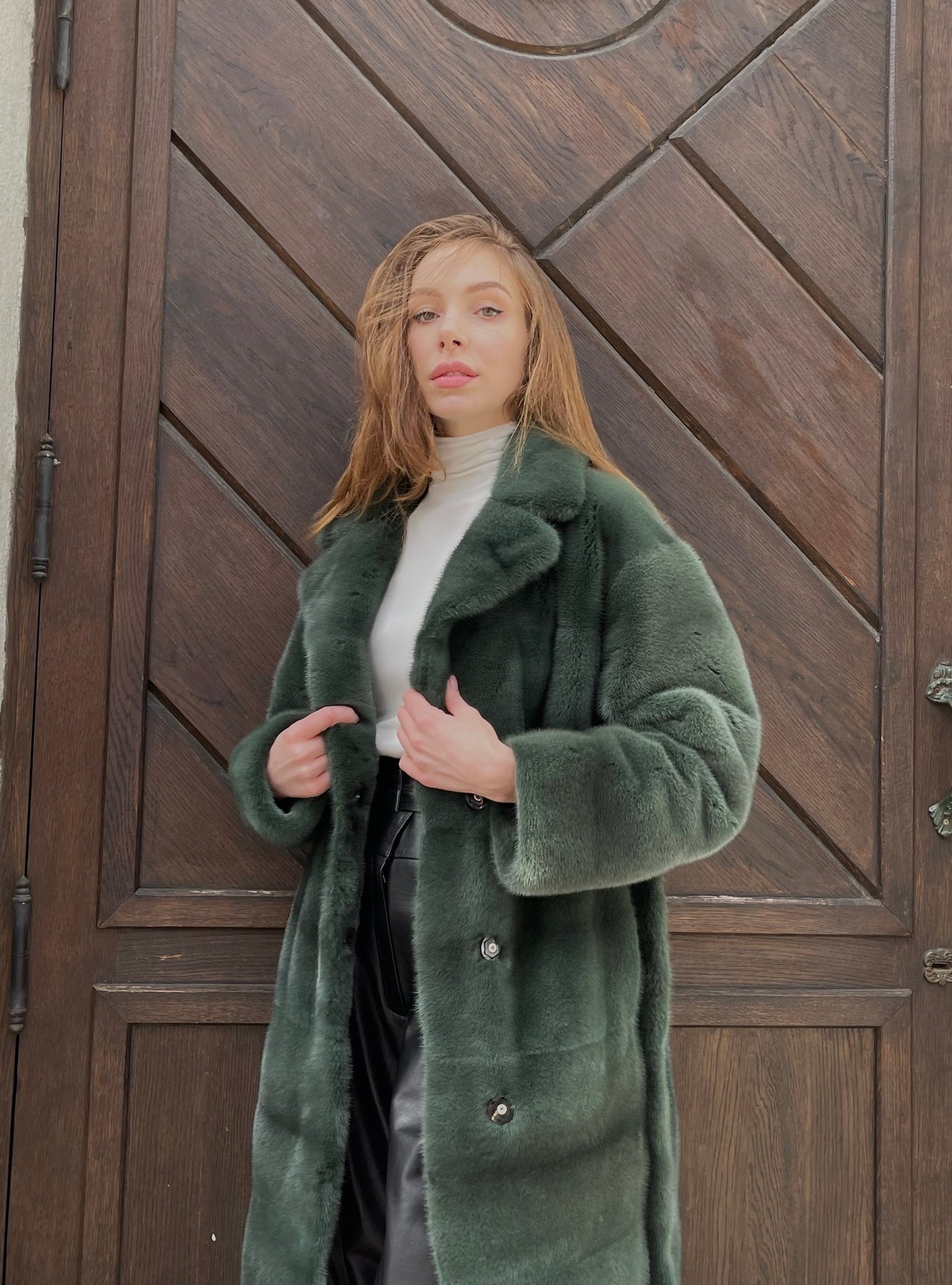 Fur coat emerald