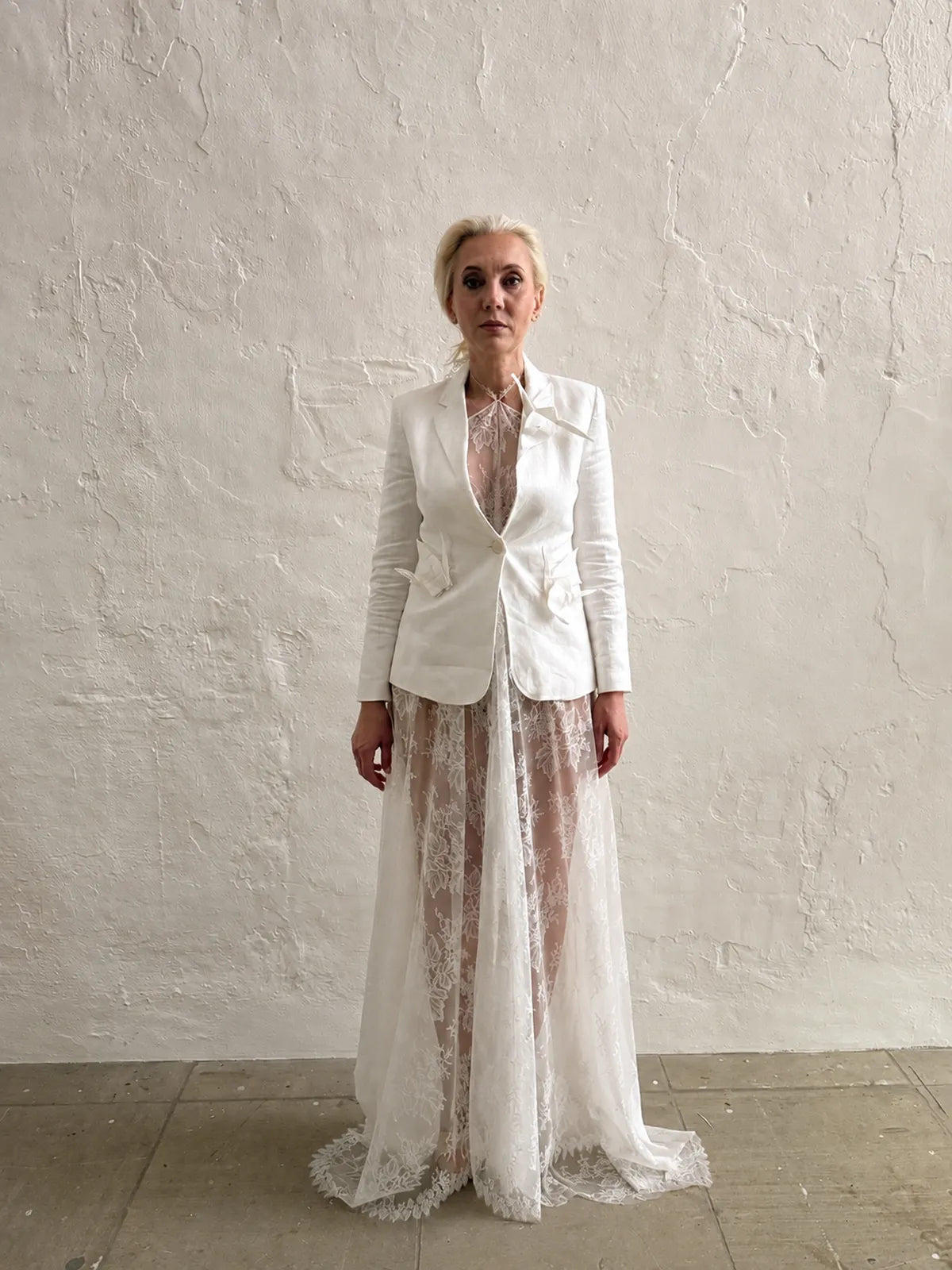 Wing Collection linen blazer