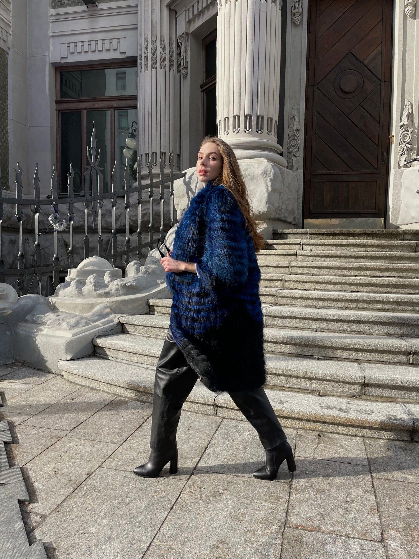 Fur coat indigo