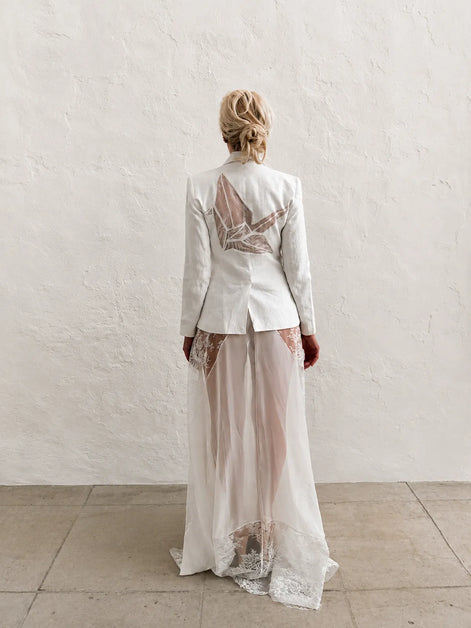 Wing Collection linen blazer