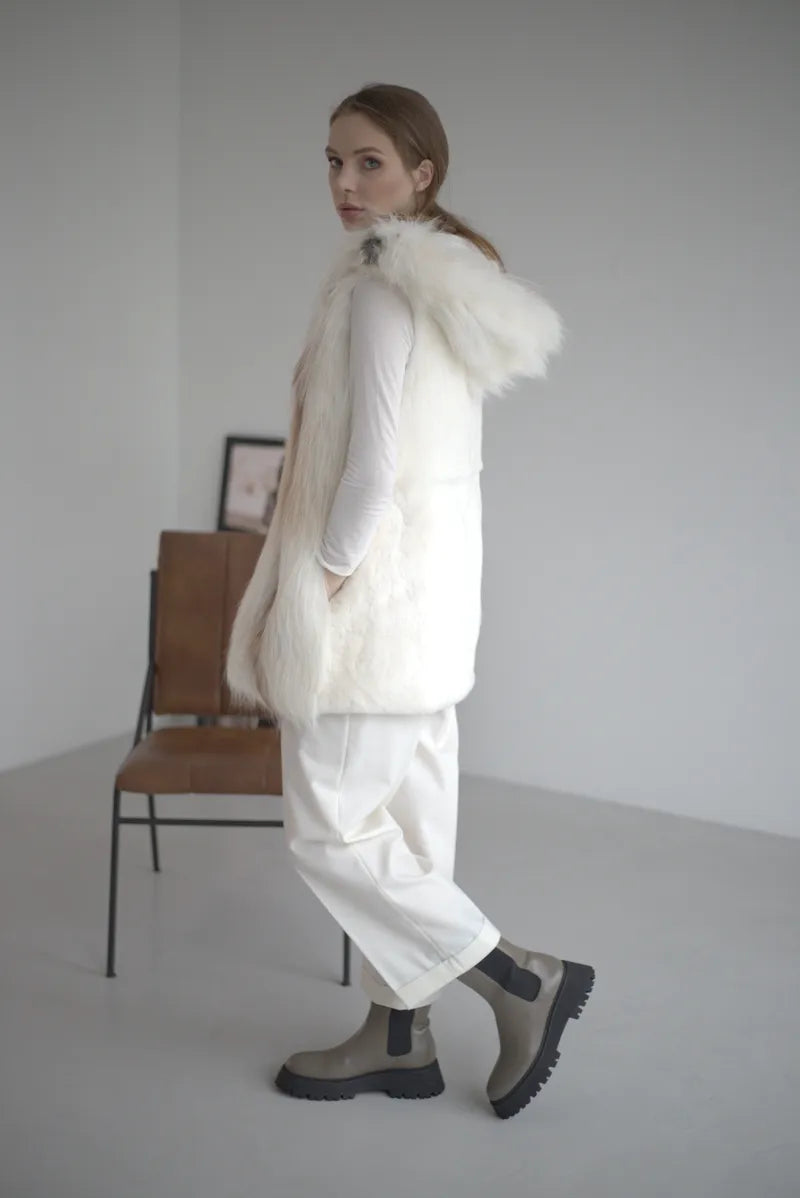 Fur vest White