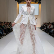 Wing Collection linen blazer